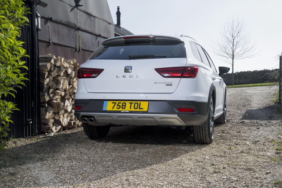  Seat Leon X-Perience 4Drive 2017 года  (UK) (фото 10 из 40)